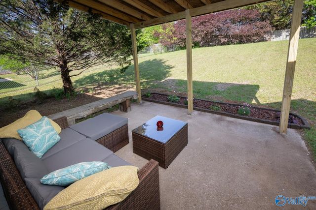 109 Bridgestone Drive NE, Huntsville, AL 35811