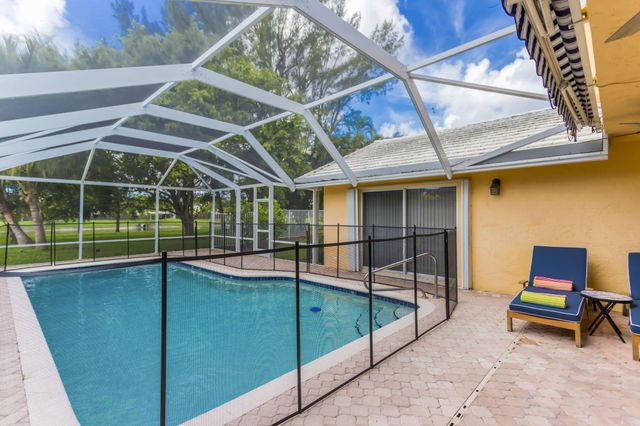 7572 Silver Woods Court, Boca Raton, FL 33433