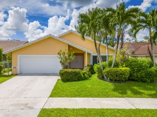 7572 Silver Woods Court, Boca Raton, FL 33433