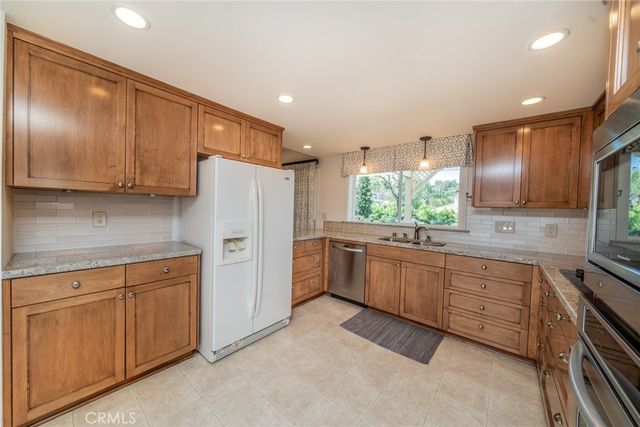 11652 Pecan, Loma Linda, CA 92354