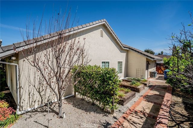 11652 Pecan, Loma Linda, CA 92354