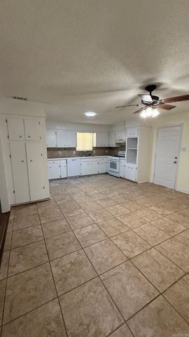 3003 Vancouver Drive, Little Rock, AR 72204