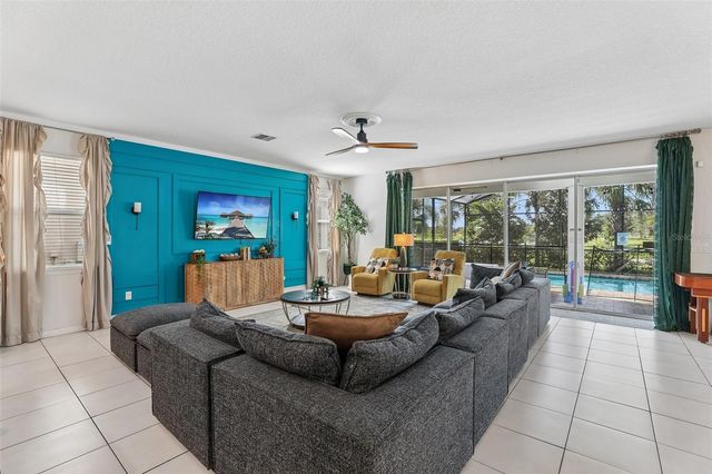 9001 SUNSHINE RIDGE LOOP, Kissimmee, FL 34747