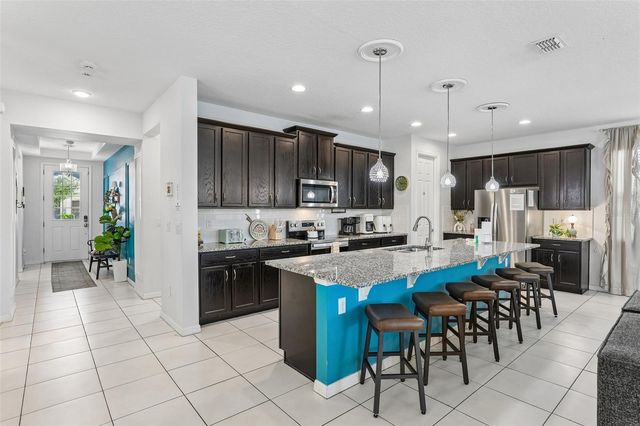 9001 SUNSHINE RIDGE LOOP, Kissimmee, FL 34747