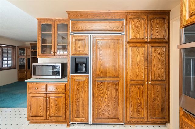 19341 Willowbrook, Yorba Linda, CA 92886