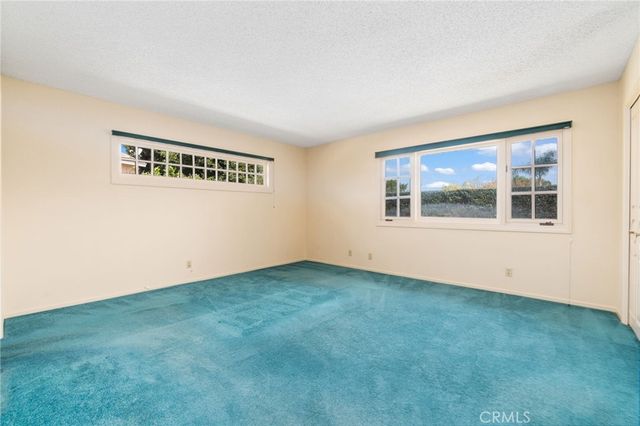 19341 Willowbrook, Yorba Linda, CA 92886