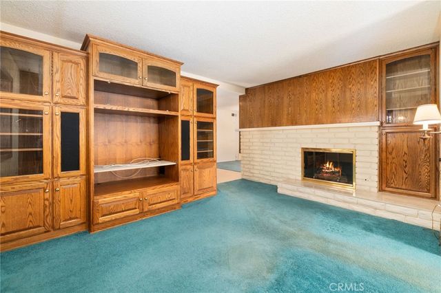 19341 Willowbrook, Yorba Linda, CA 92886