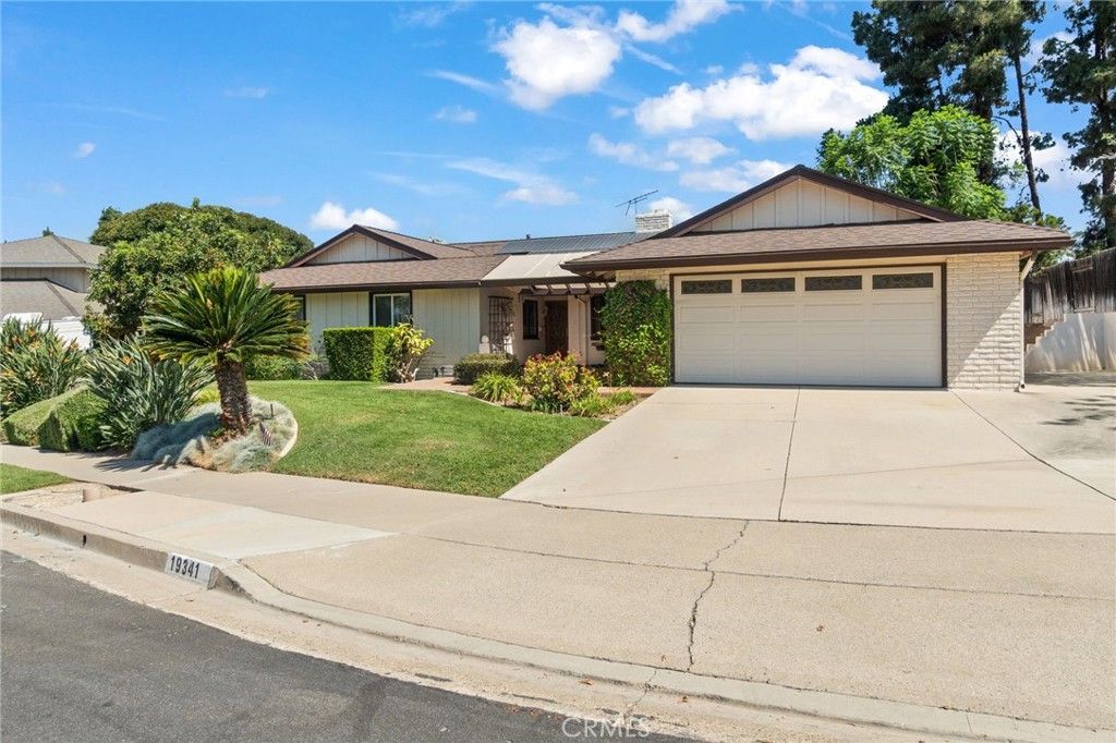 19341 Willowbrook, Yorba Linda, CA 92886 — photo 2