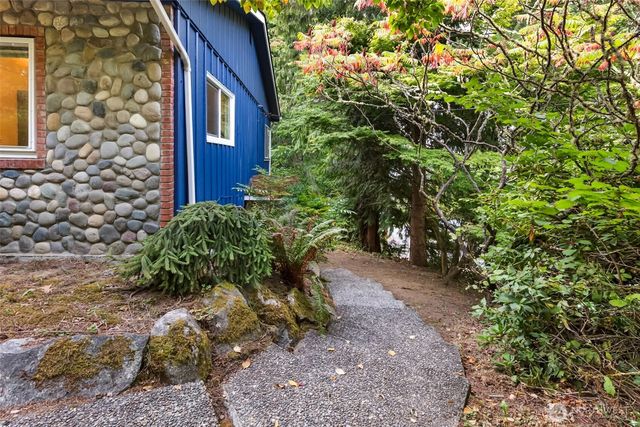 1347 N Pear Street NE, Olympia, WA 98506