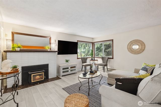 1347 N Pear Street NE, Olympia, WA 98506