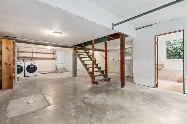 1347 N Pear Street NE, Olympia, WA 98506