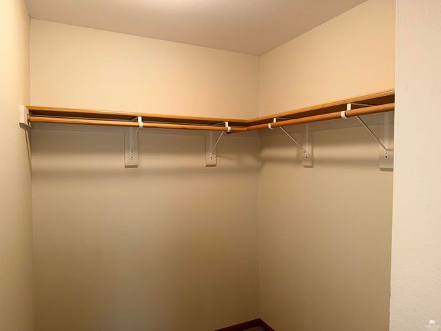 516 Harland Drive, Manhattan, KS 66503