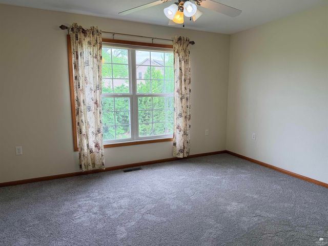 516 Harland Drive, Manhattan, KS 66503