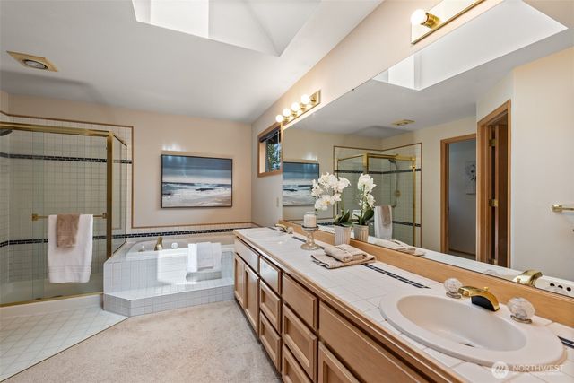 25542 SE 41st Court, Sammamish, WA 98029
