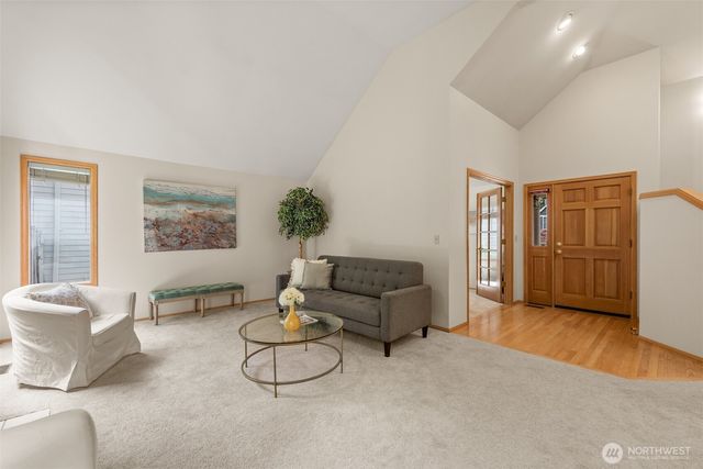25542 SE 41st Court, Sammamish, WA 98029