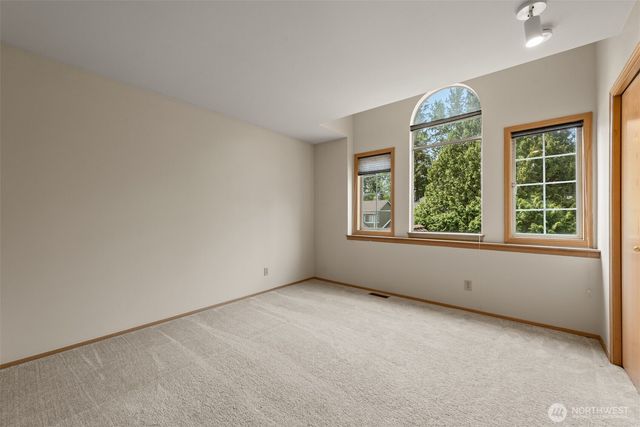 25542 SE 41st Court, Sammamish, WA 98029