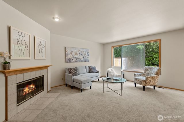 25542 SE 41st Court, Sammamish, WA 98029