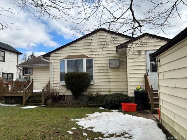 660 Hewlett Street, Franklin Square, NY 11010