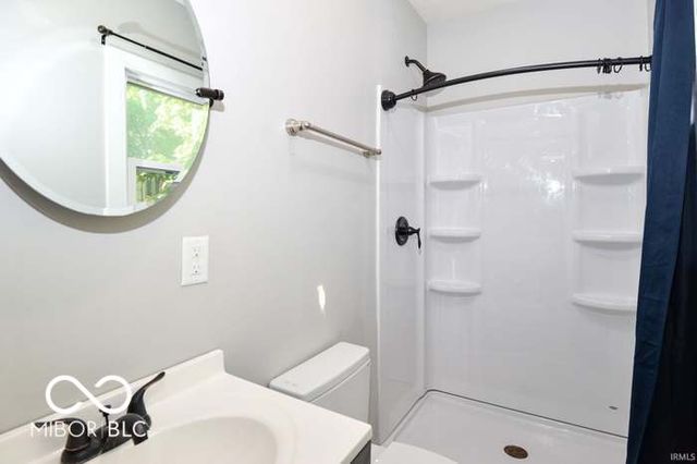 4110 E 10th Street, Indianapolis, IN 46201