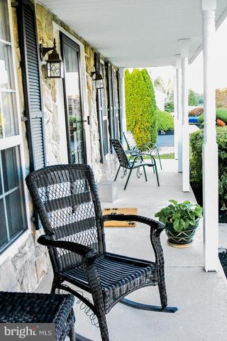 990 MEADOW GLEN RD, Warminster, PA 18974