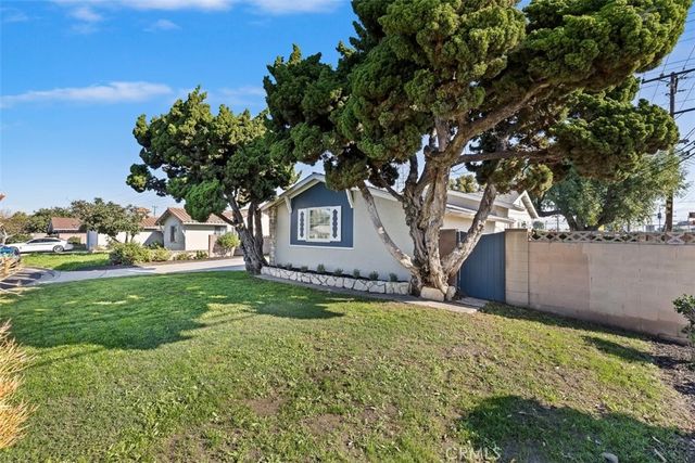 13472 Iowa Street, Westminster, CA 92683