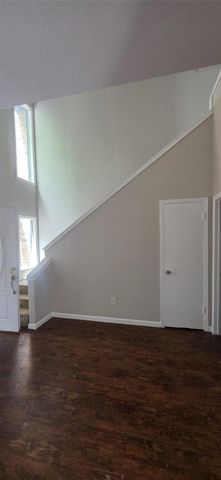10219 S Gessner Road, Houston, TX 77071