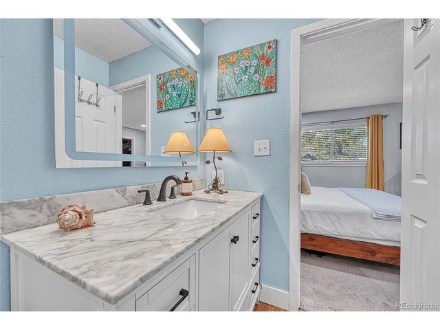 2220 E Geddes Ave F, Centennial, CO 80122