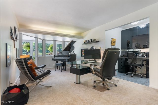 2711 S Cleveland Massillon Road, Norton, OH 44203