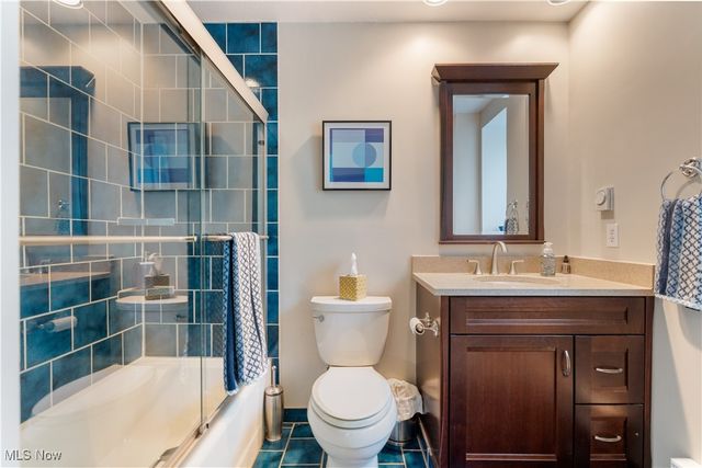 2711 S Cleveland Massillon Road, Norton, OH 44203