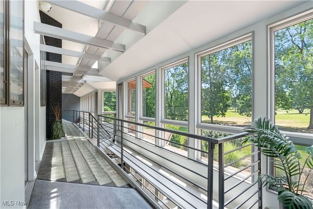 2711 S Cleveland Massillon Road, Norton, OH 44203