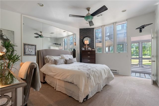 2711 S Cleveland Massillon Road, Norton, OH 44203