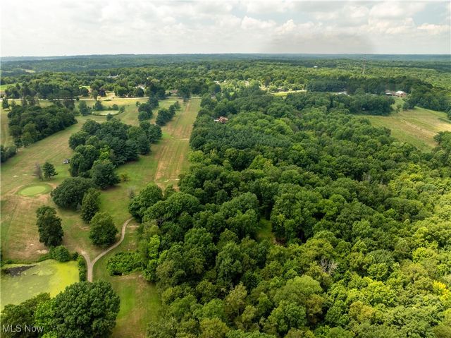 2711 S Cleveland Massillon Road, Norton, OH 44203