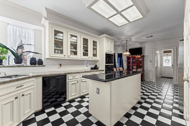 3122 Mission Grove Drive, Houston, TX 77068