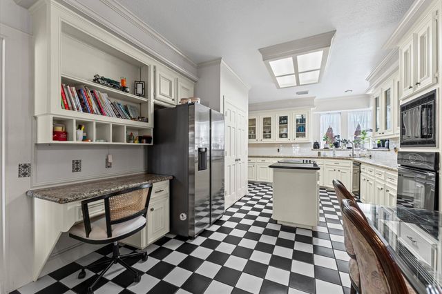 3122 Mission Grove Drive, Houston, TX 77068