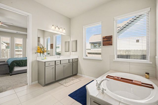 4917 Harbor Brooks Lane, League City, TX 77573