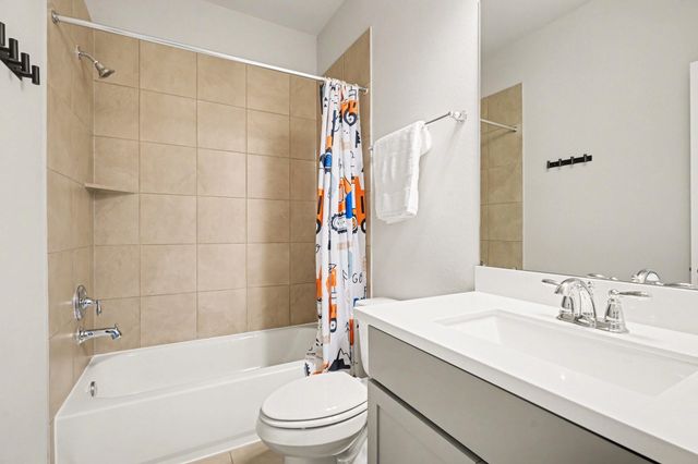 4917 Harbor Brooks Lane, League City, TX 77573