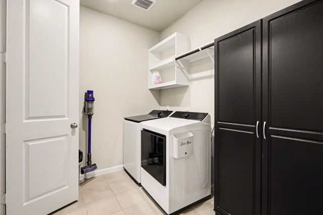 4917 Harbor Brooks Lane, League City, TX 77573