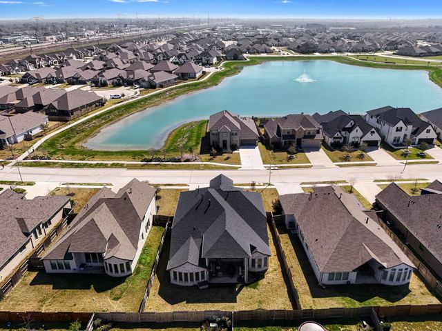 4917 Harbor Brooks Lane, League City, TX 77573