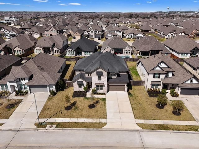 4917 Harbor Brooks Lane, League City, TX 77573