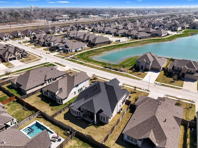 4917 Harbor Brooks Lane, League City, TX 77573