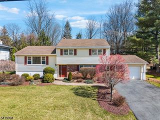 11 Pilgrim Way, Wayne Twp., NJ 07470