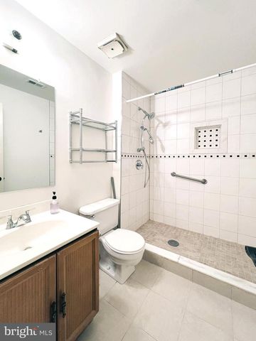 6597 BERMUDA GREEN CT, Alexandria, VA 22312
