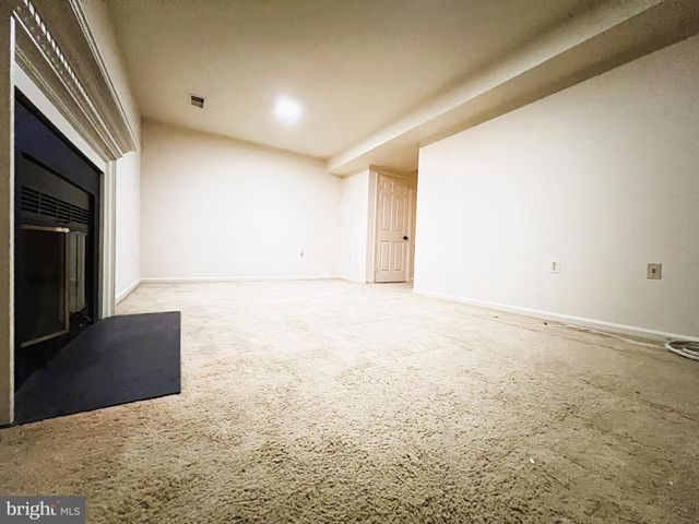 6597 BERMUDA GREEN CT, Alexandria, VA 22312