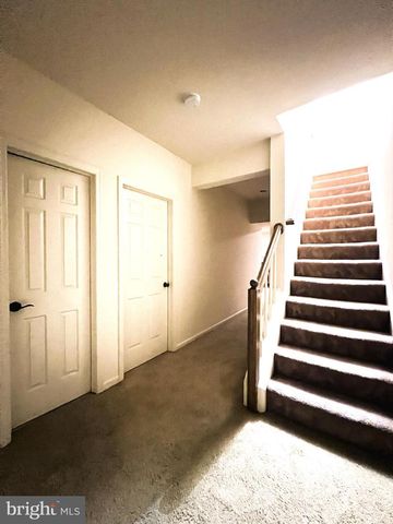 6597 BERMUDA GREEN CT, Alexandria, VA 22312