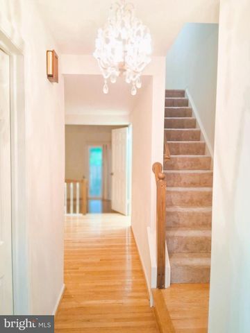 6597 BERMUDA GREEN CT, Alexandria, VA 22312