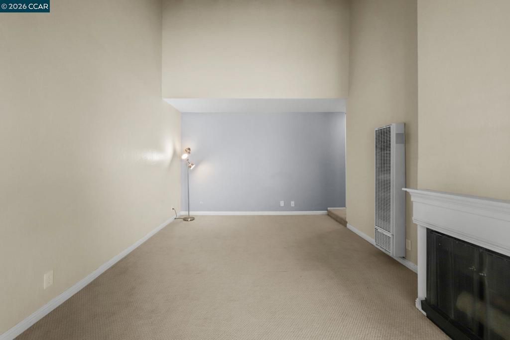 Image 12 of property listing at 2562 Walnut Blvd 68, Walnut Creek, CA 94596