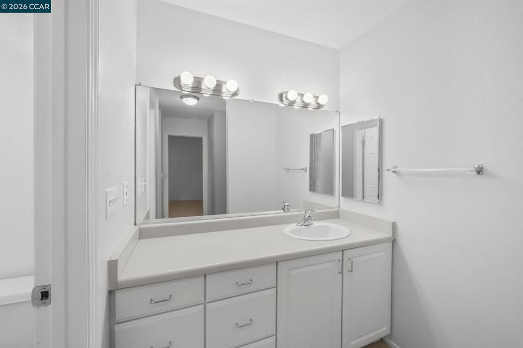 Image 18 of property listing at 2562 Walnut Blvd 68, Walnut Creek, CA 94596