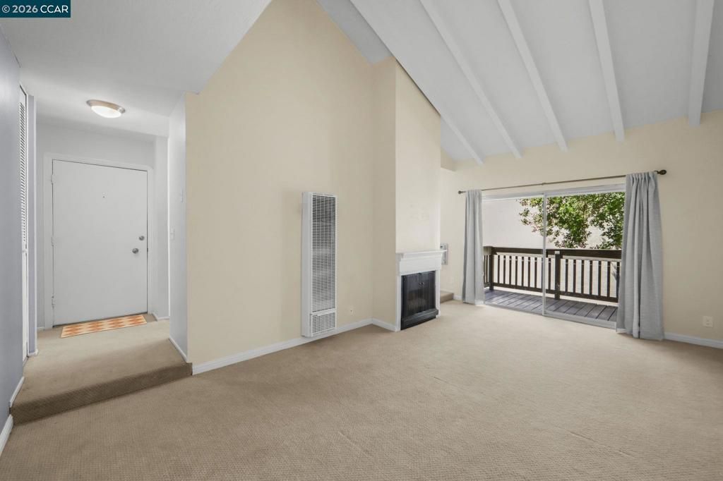 Image 9 of property listing at 2562 Walnut Blvd 68, Walnut Creek, CA 94596