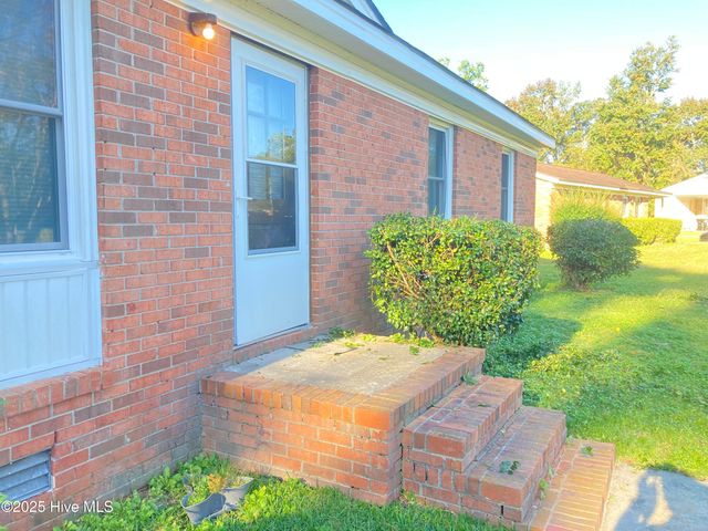 1405 Mockingbird Lane, New Bern, NC 28562