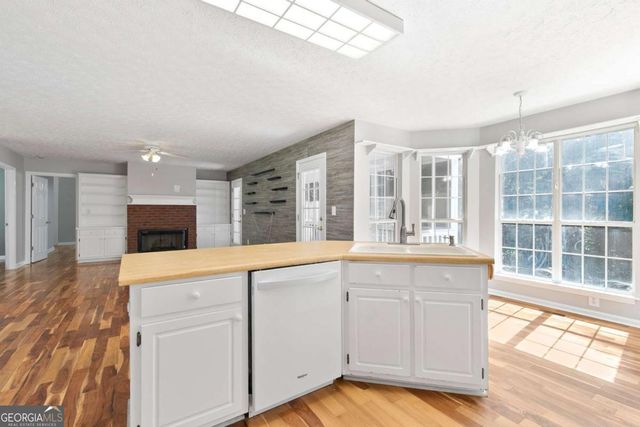 994 Highway 85 S, Fayetteville, GA 30215